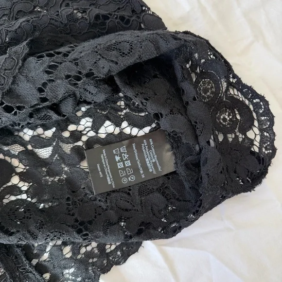 Baum und Pferdgarten Black Lace Top - Picture 4 of 5